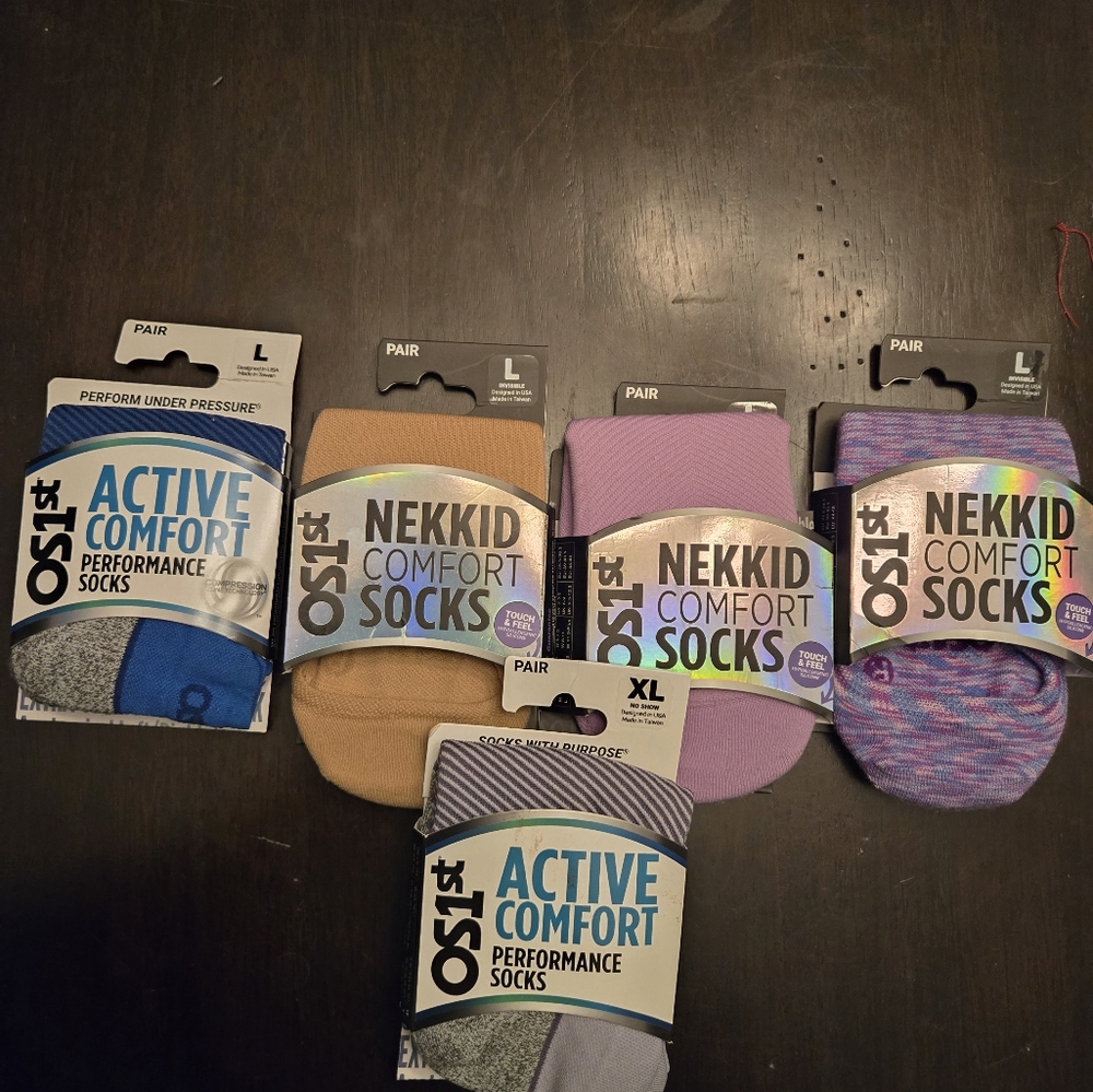 4 pair of OS1st socks